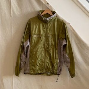Columbia men’s light weight windbreaker